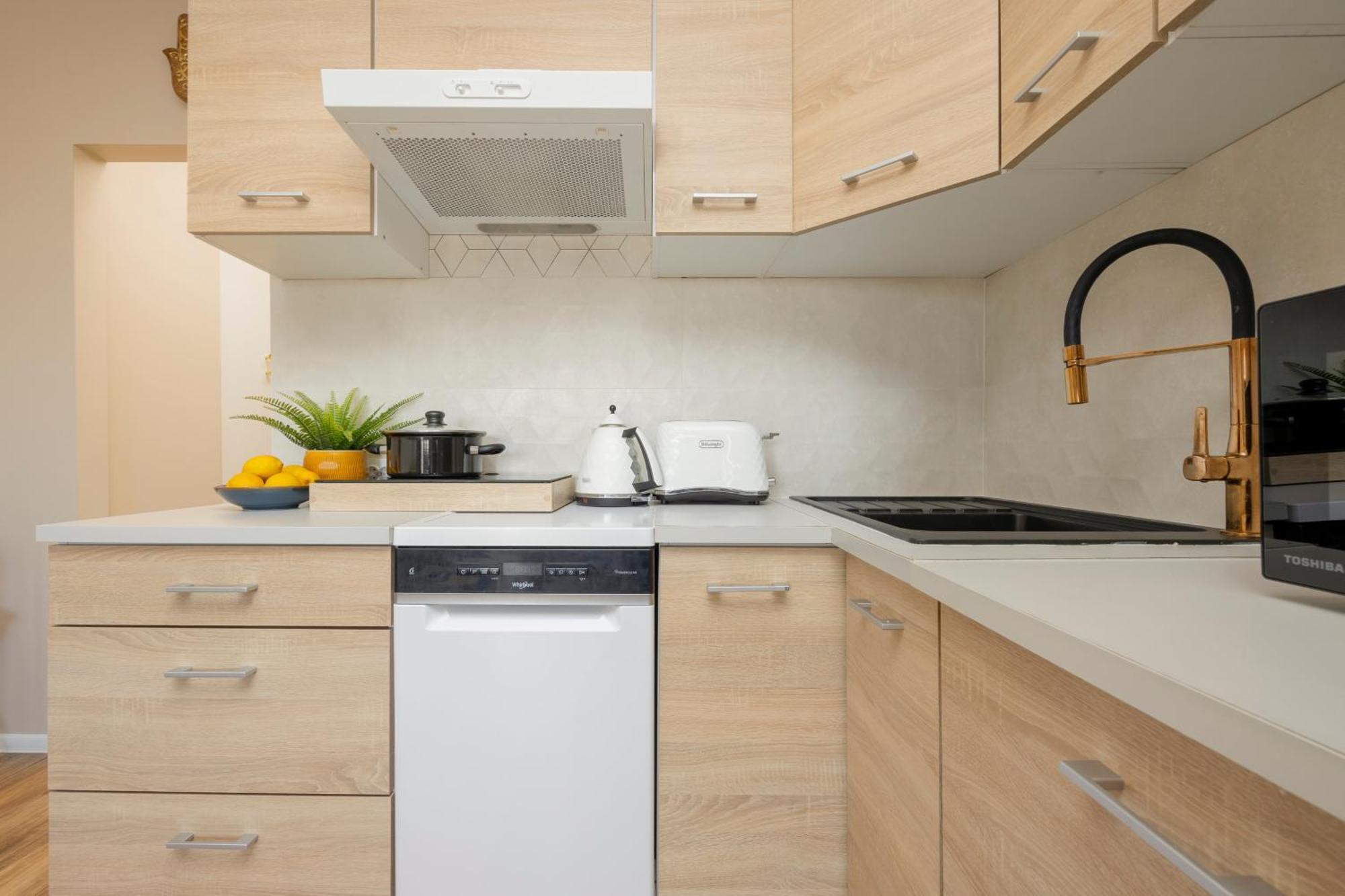 Zoliborz Modern Apartment 8Th Floor By Noclegi Renters วอร์ซอ ภายนอก รูปภาพ